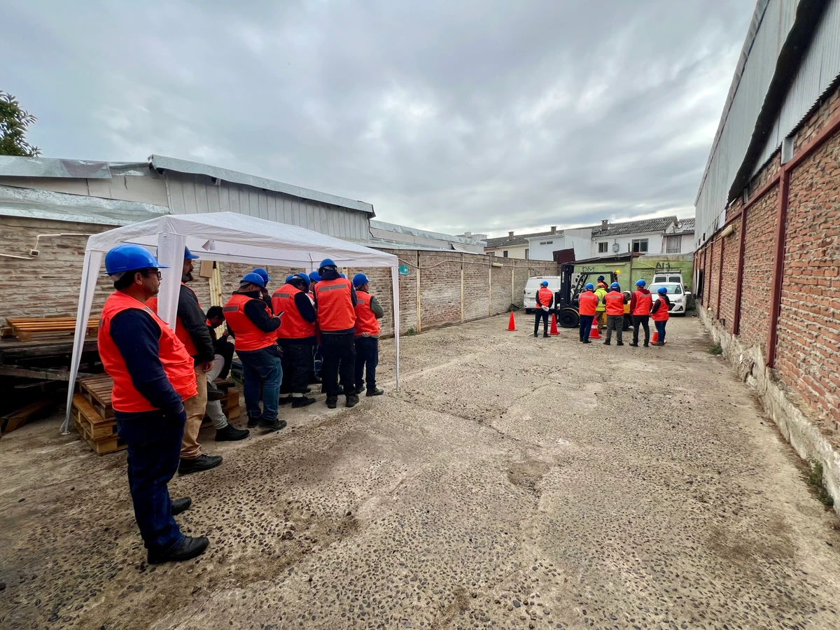 Patio exterior utilizado para actividades prácticas